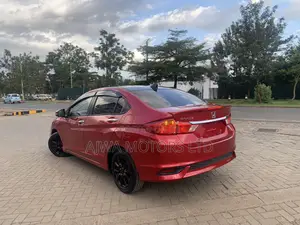 Honda Grace 1.5 Petrol FWD 2018 Red