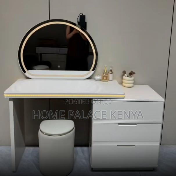 Vanity Table: Solid Wood MDF Led Makeup Dressing Table - thumbnail 9