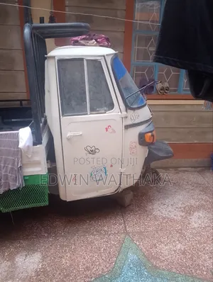 Piaggio Scooter 2021 White