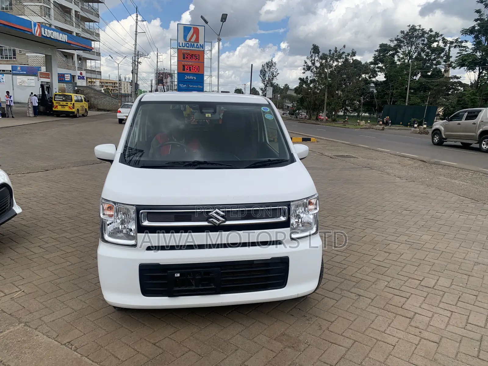 Suzuki Wagon R 660 Hybrid FWD 2020 White