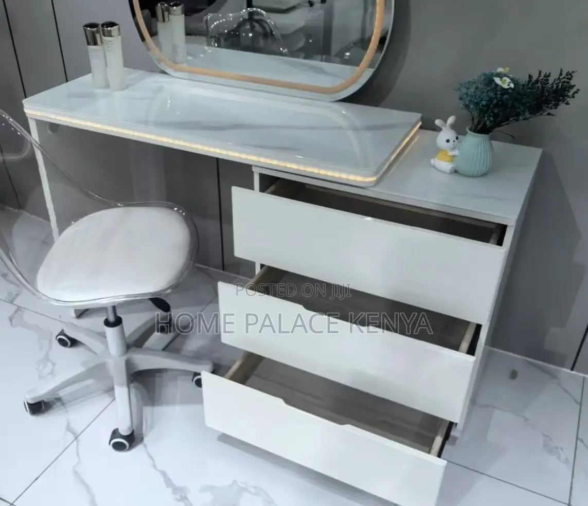Vanity Table: Solid Wood MDF Led Makeup Dressing Table