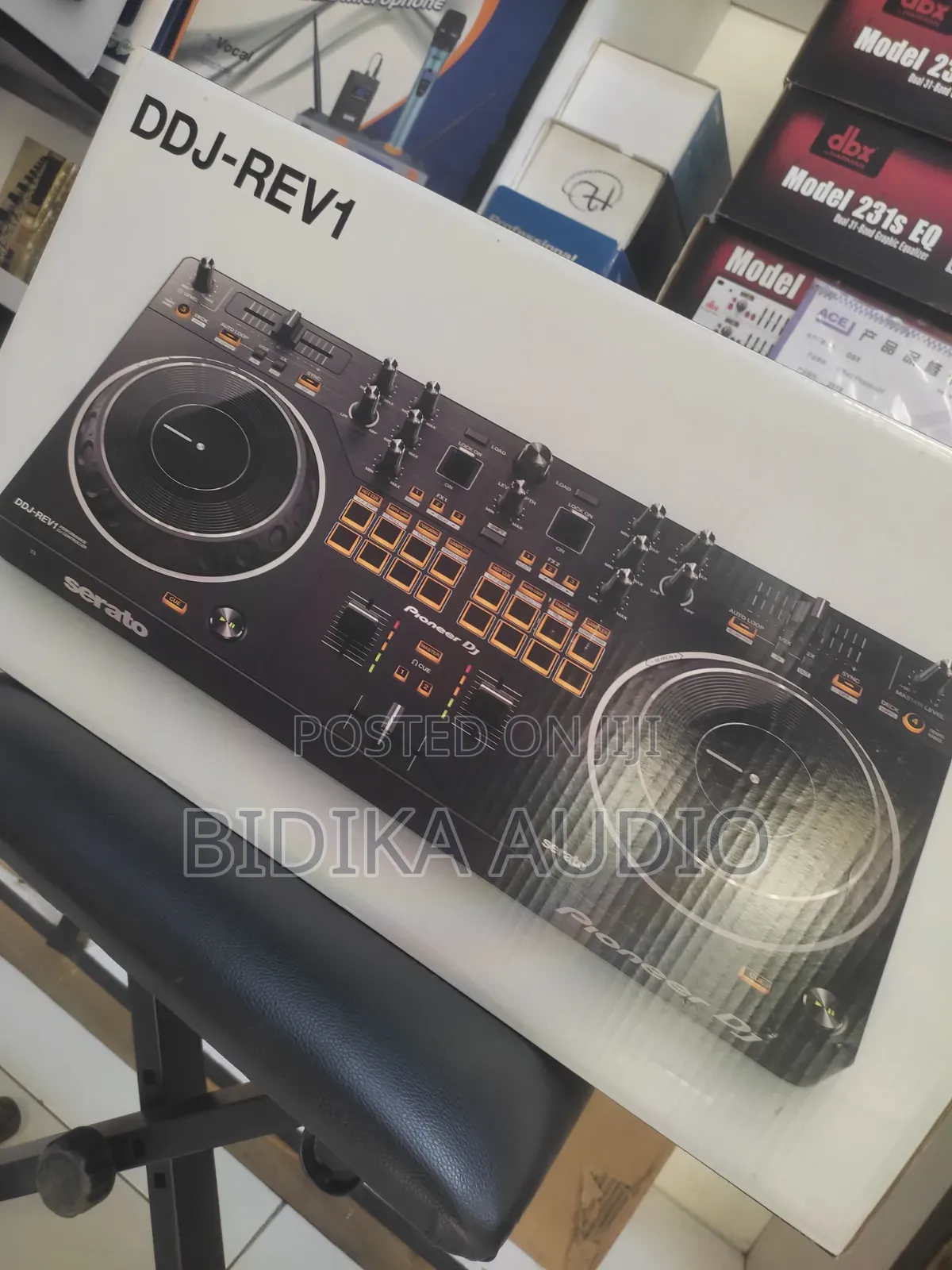 Pioneer Dj DDJ-Rev1 2channel Scratch-Style Dj Controller for Serato Dj