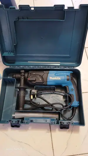 Makita Hr2470 Rotary Hammer Drill In