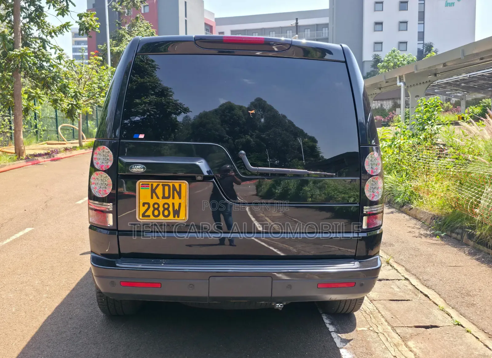 Land Rover Discovery 2016 Black