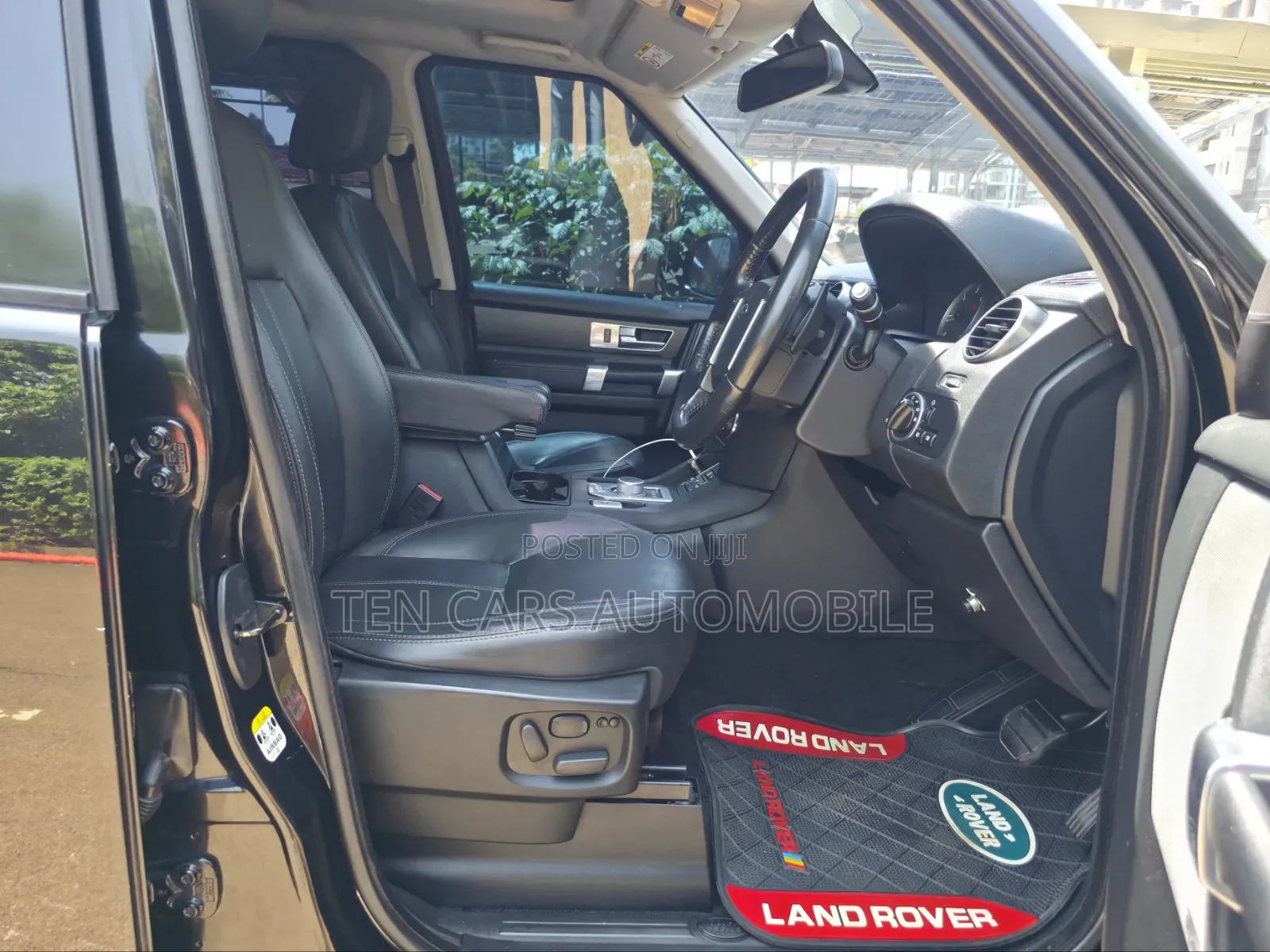 Land Rover Discovery 2016 Black