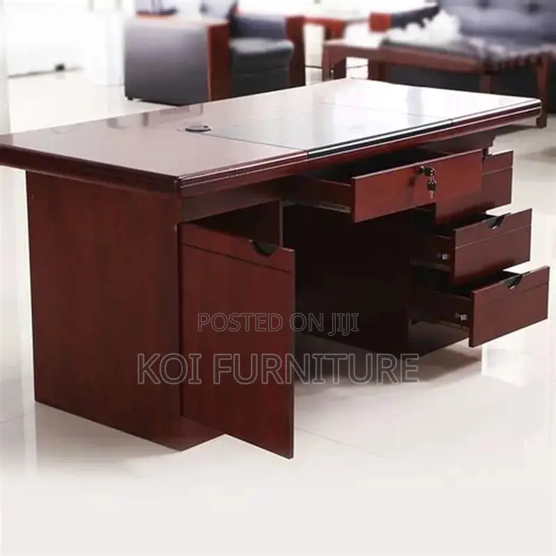 Office Desk : Mahogany Finish Executive Office Desk