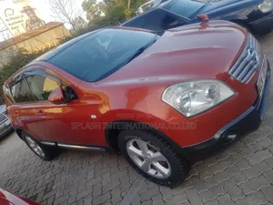 Nissan Dualis 2012 Orange