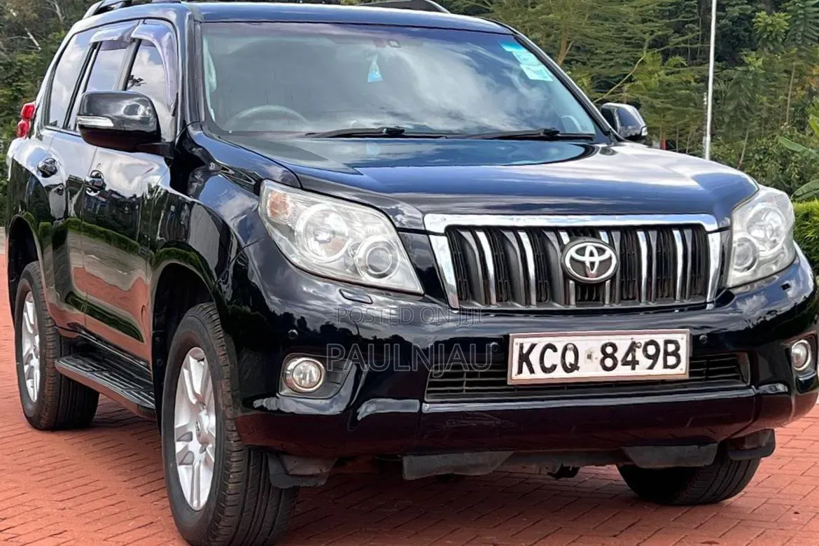 Toyota Land Cruiser Prado 2013 Black