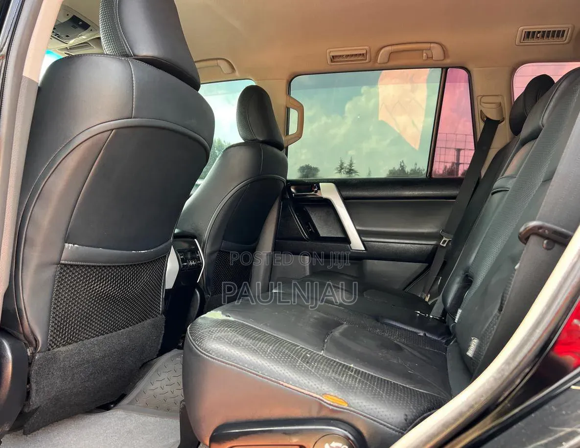 Toyota Land Cruiser Prado 2013 Black