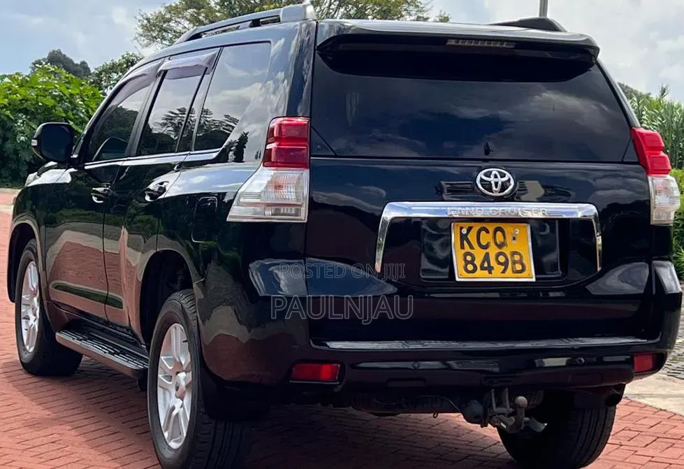 Toyota Land Cruiser Prado 2013 Black