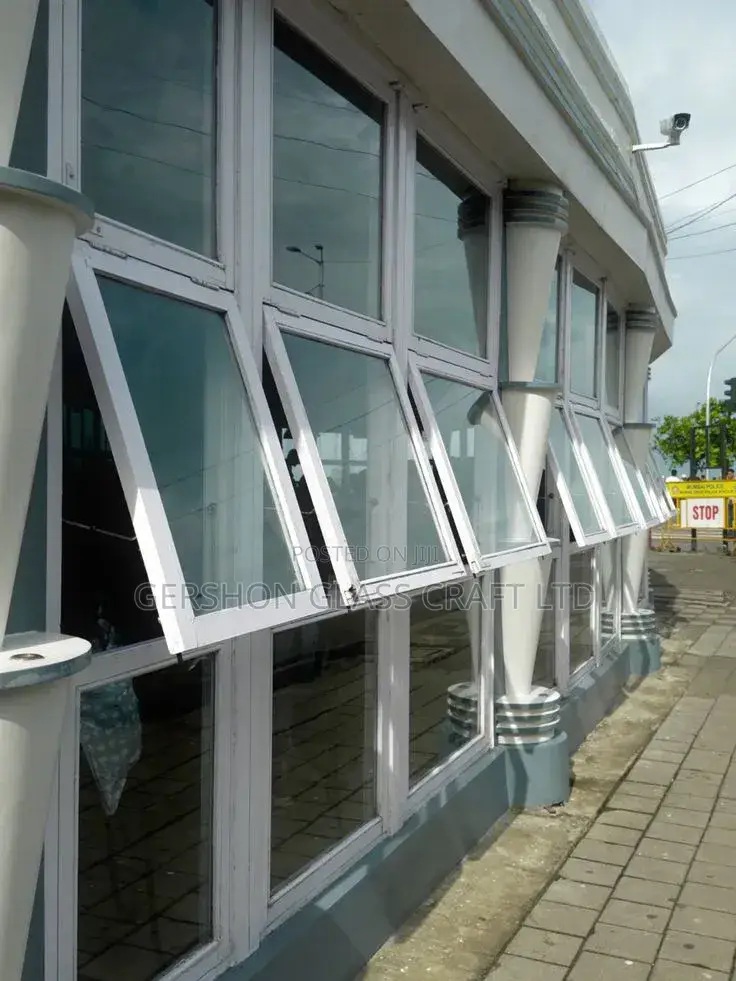 Aluminium Projecting Windows