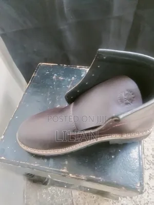 Li Shoes Maker