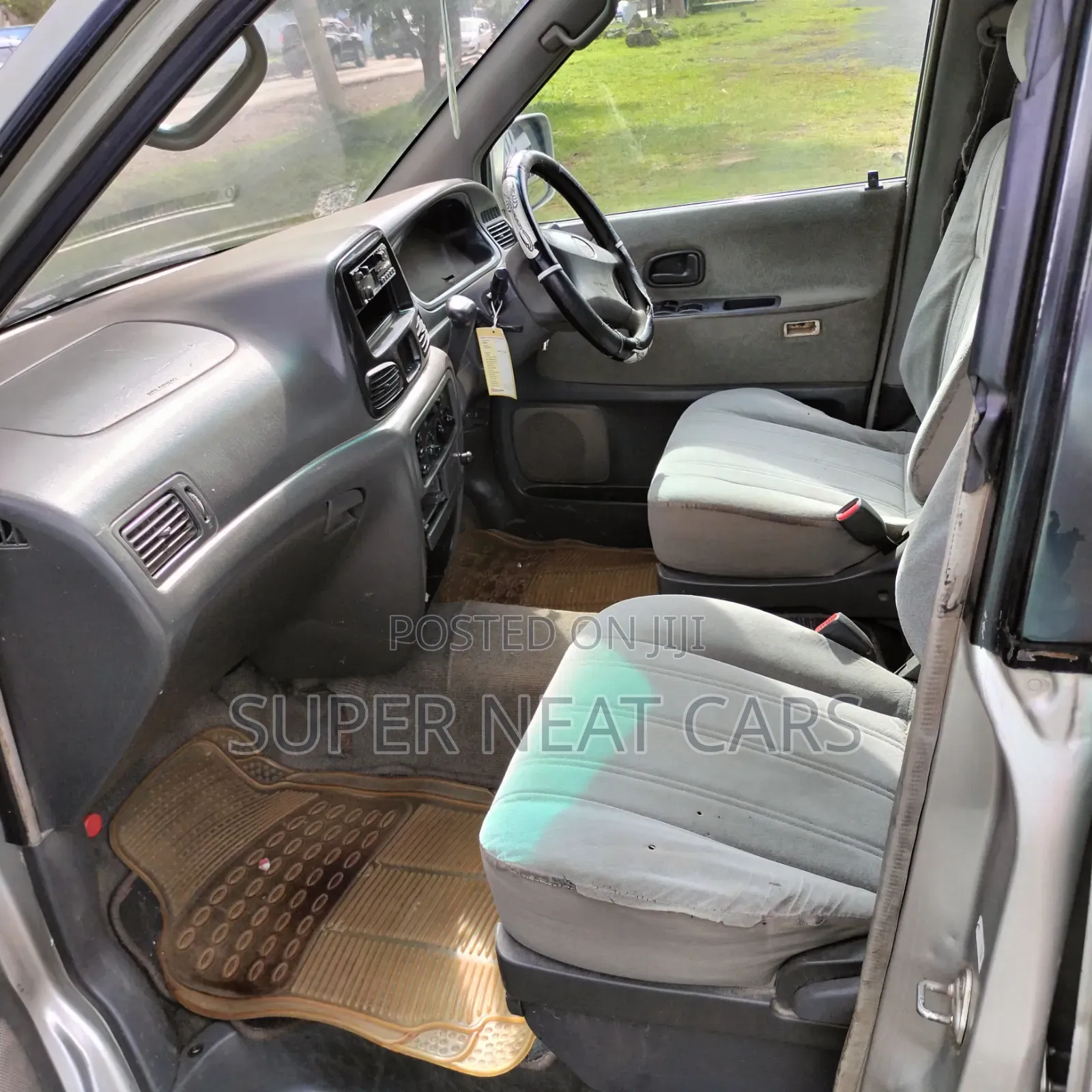 Toyota TownAce Noah 2001 Silver