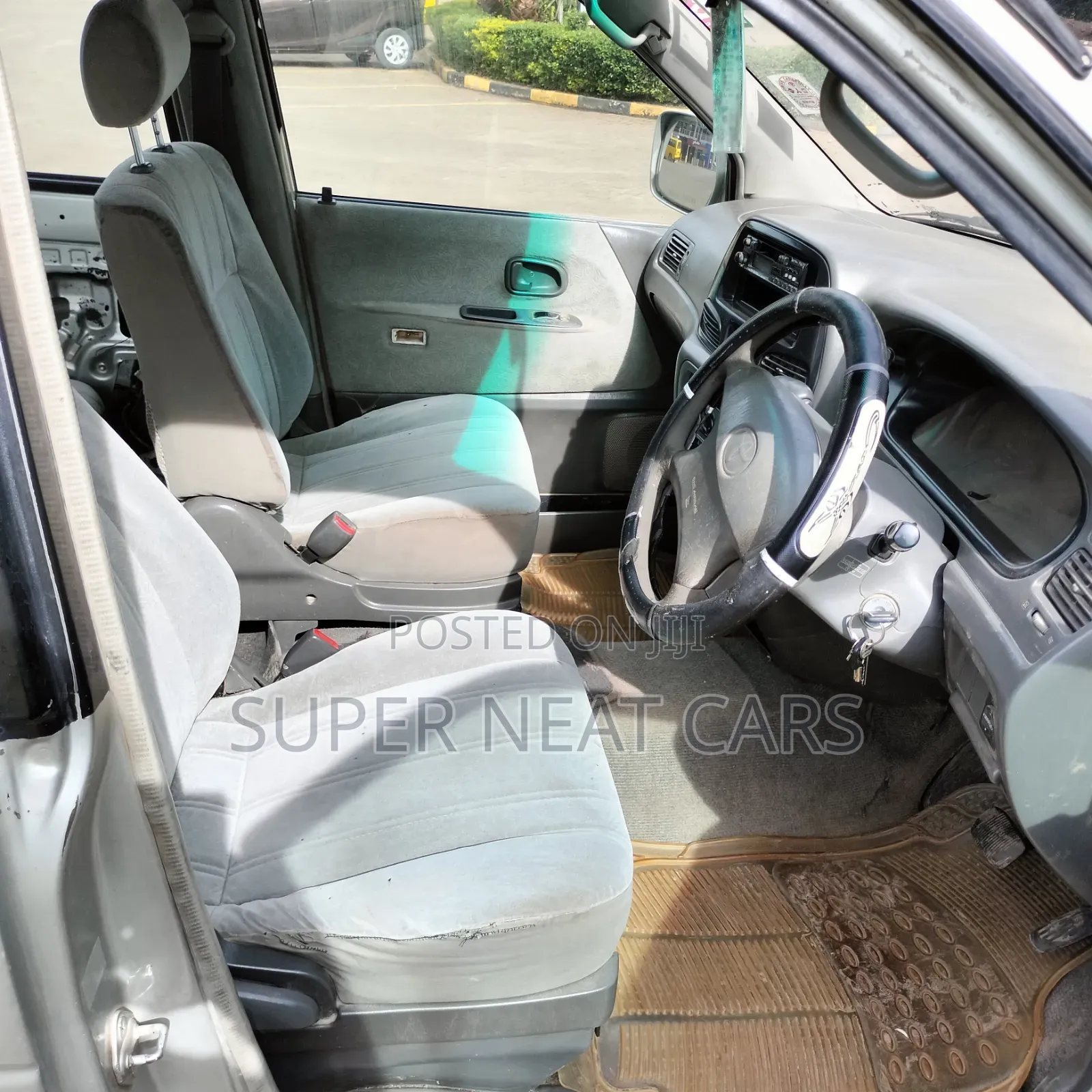Toyota TownAce Noah 2001 Silver