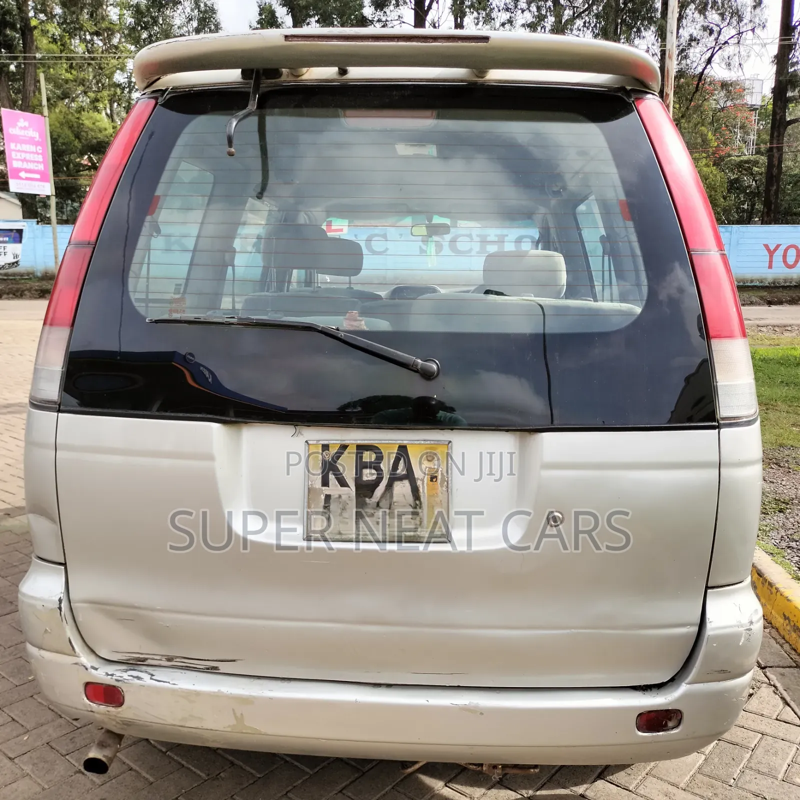 Toyota TownAce Noah 2001 Silver
