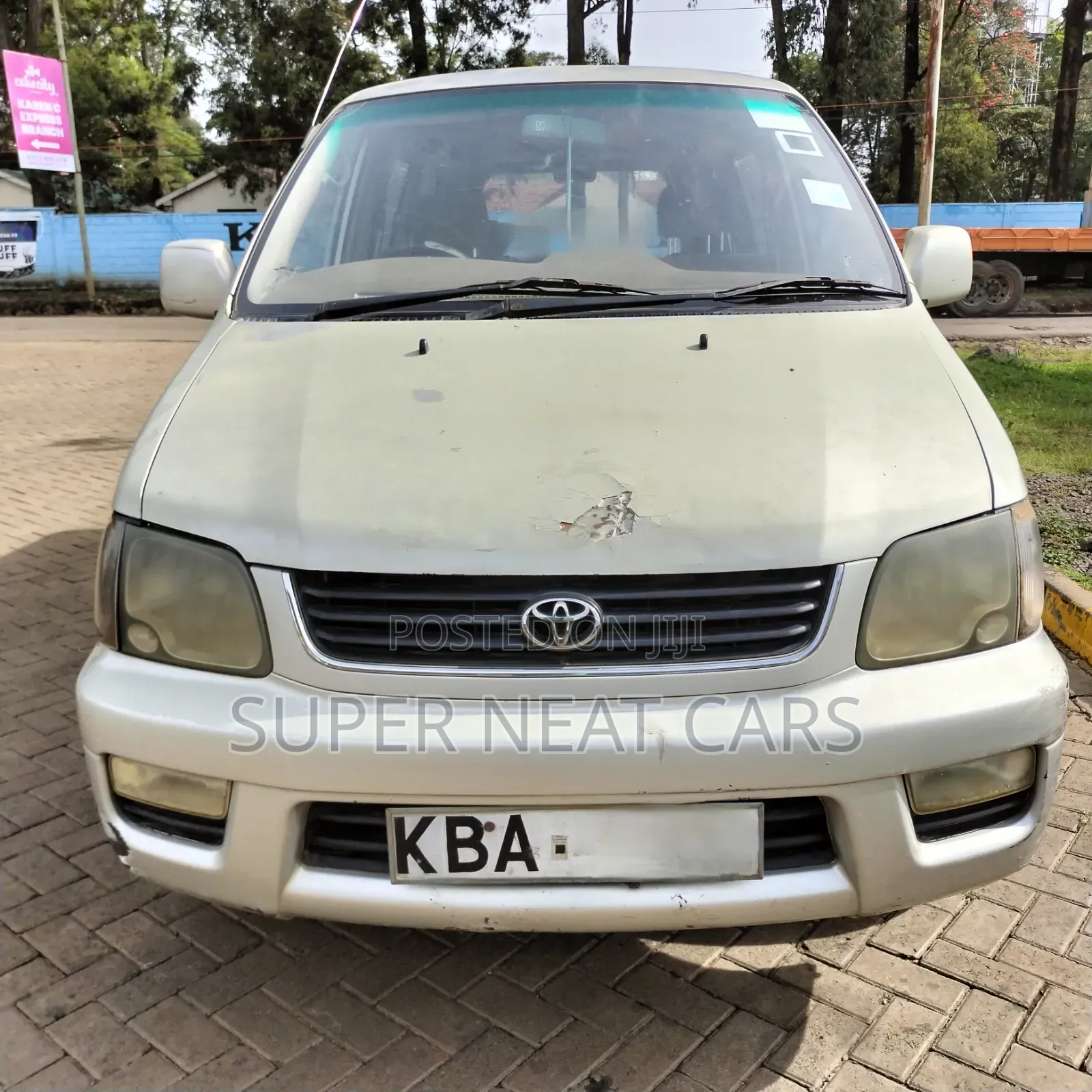 Toyota TownAce Noah 2001 Silver