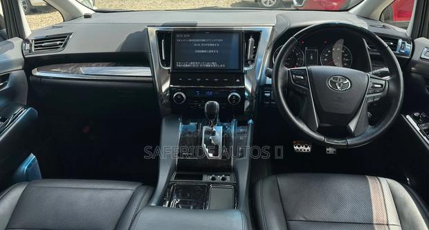 Toyota Vellfire 2019 White - thumbnail 6