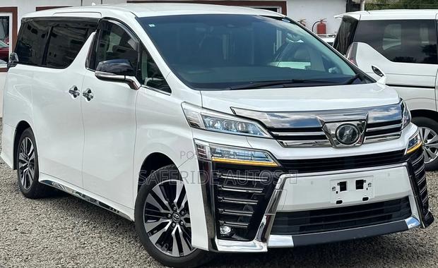 Toyota Vellfire 2019 White - thumbnail 9