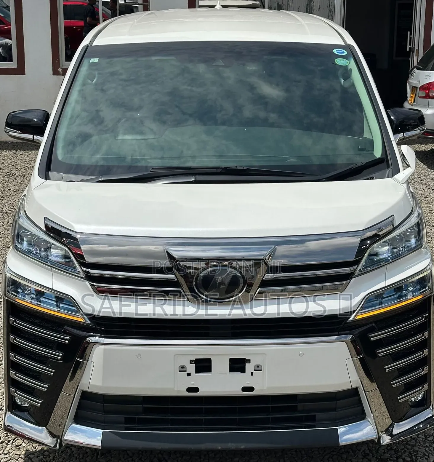 Toyota Vellfire 2019 White