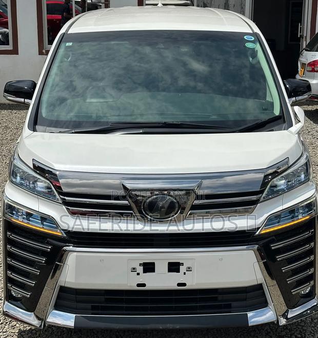 Toyota Vellfire 2019 White - thumbnail 3
