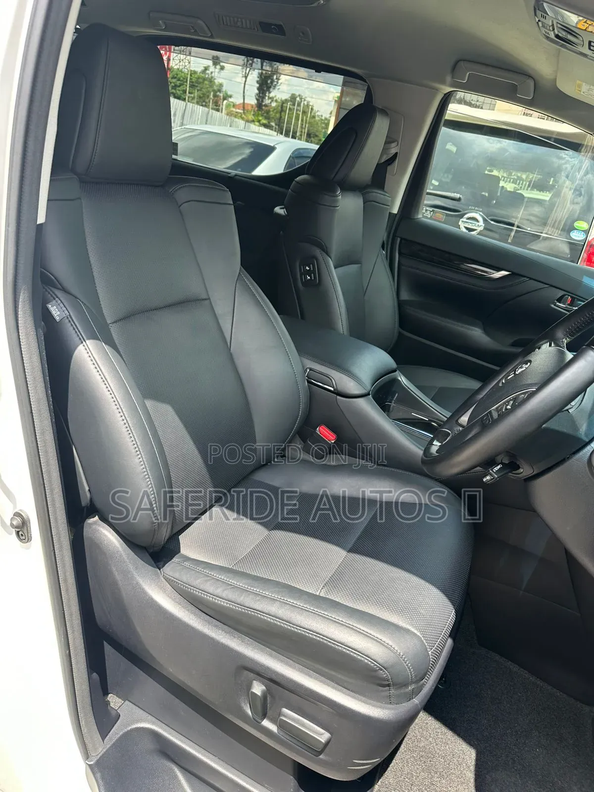 Toyota Vellfire 2019 White