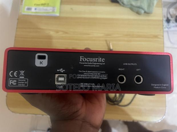Focusrite Scarlett 2i2 and 2nd Generation Interface - thumbnail 5