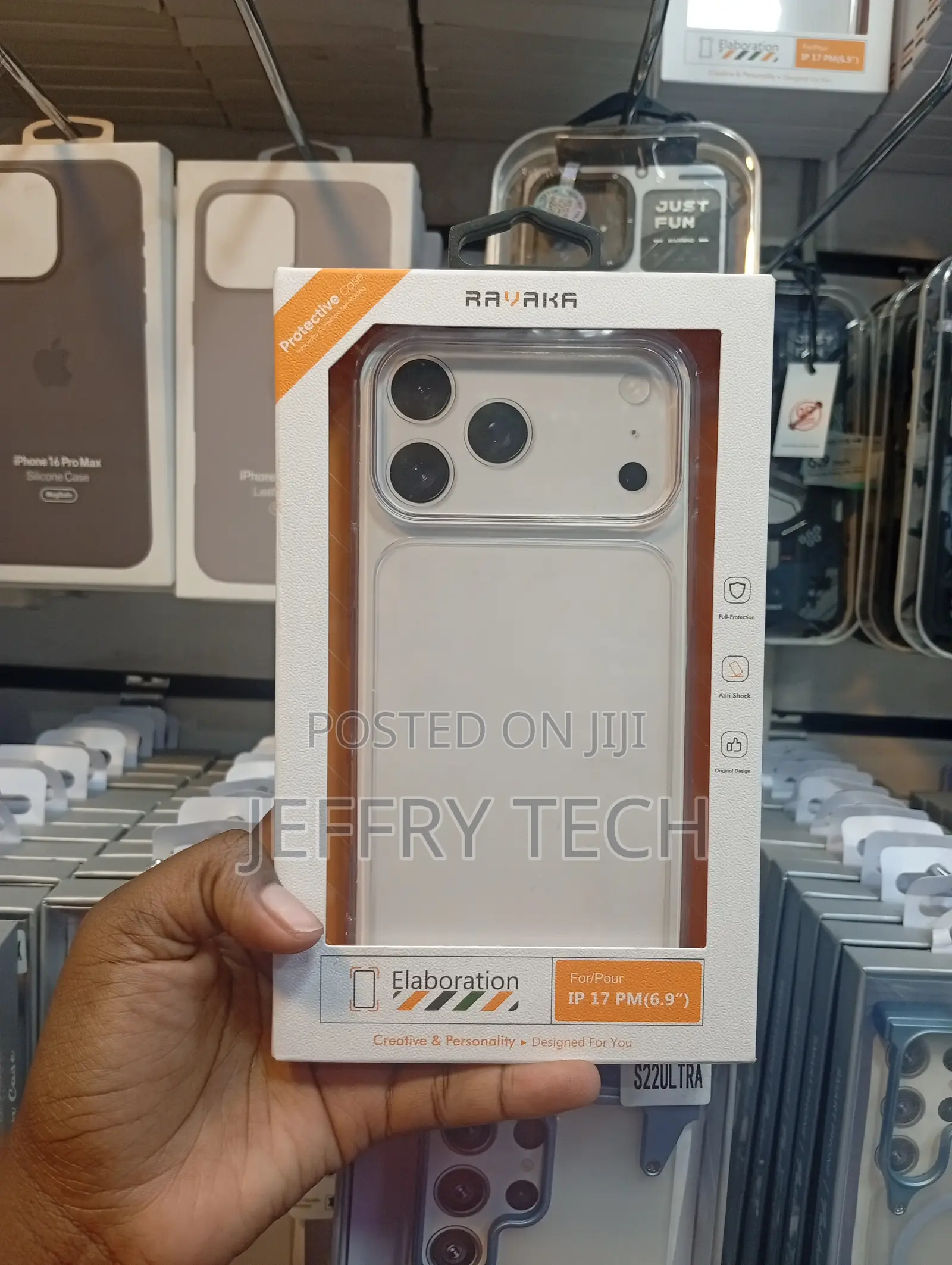 iPhone 17 Pro Max Anti-Shock Highly Transparent Material Cover