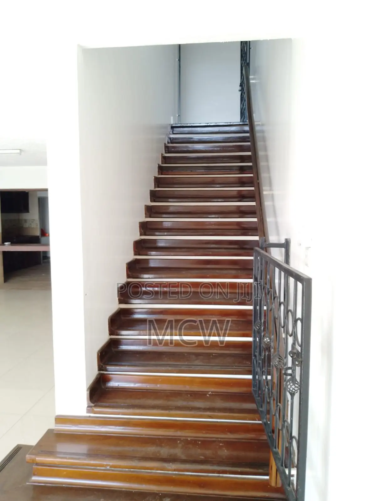 3bdrm Apartment in Biashara, Digo Road for sale