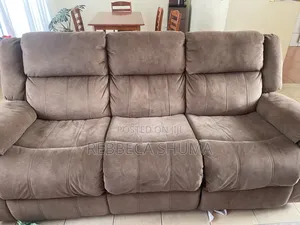 Sofa Recyliners Seven Seater