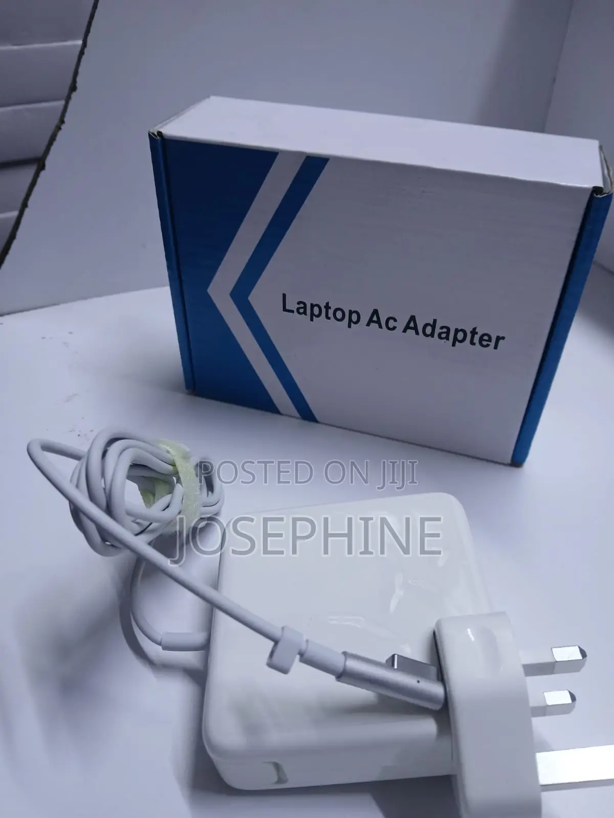 Brand New Laptop Adapter T-Shape 54w