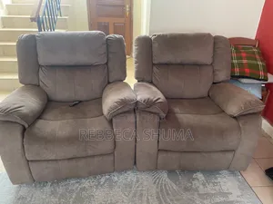 Sofa Recyliners Seven Seater