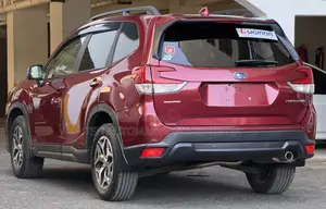Subaru Forester Premium AWD 2019 Maroon