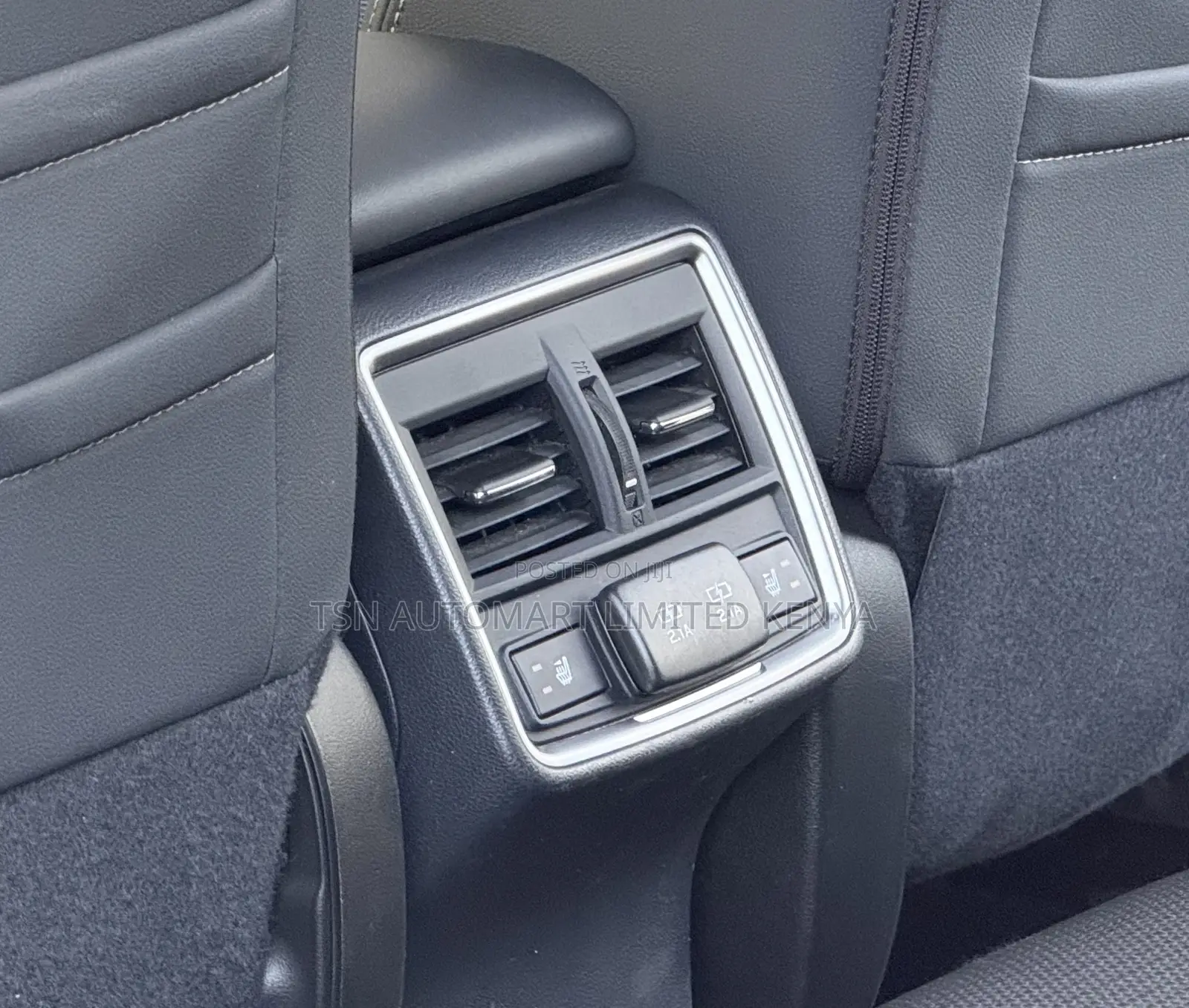 Subaru Forester Premium AWD 2019 Maroon