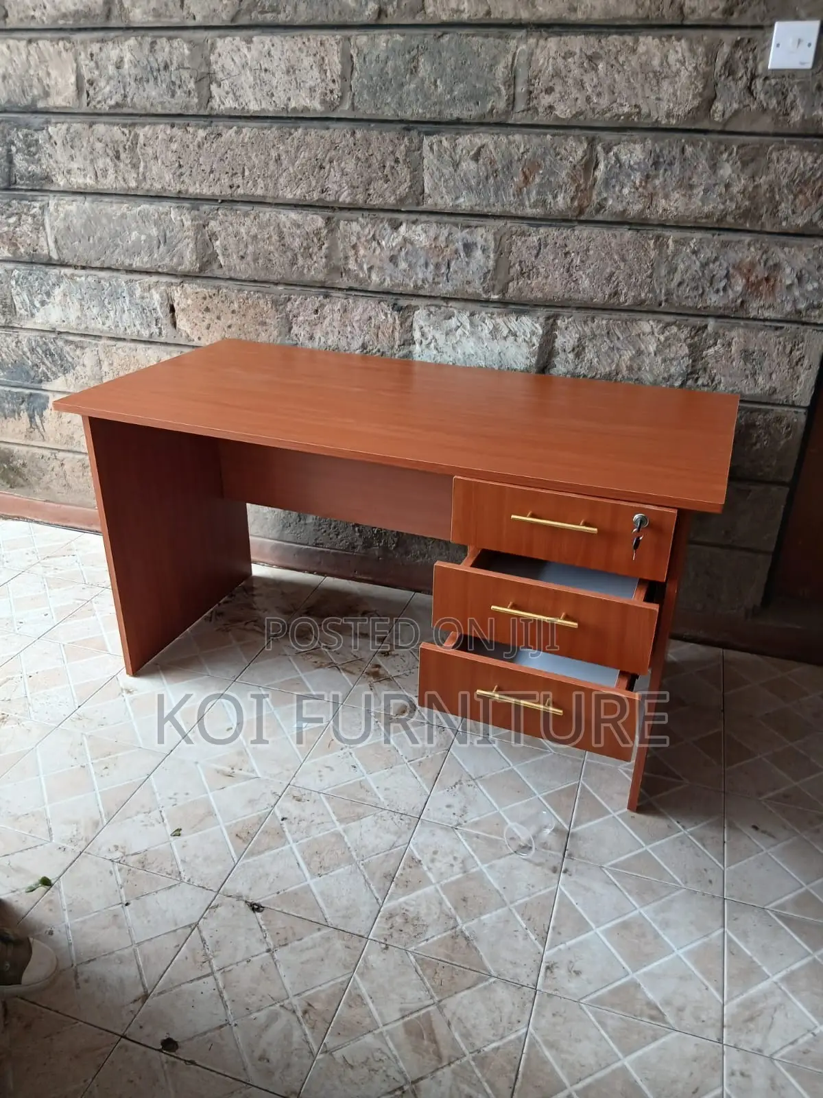 Office Desk : 1.2m Durable Home Office Desk