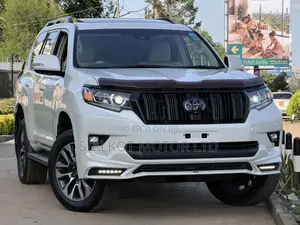 Toyota Land Cruiser Prado 2.7 2022 White