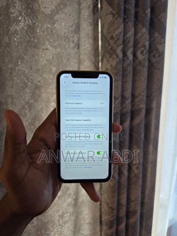 Apple iPhone 11 128 GB Yellow - thumbnail 4