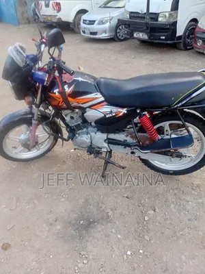 TVS HLX Plus ES 2020 Black