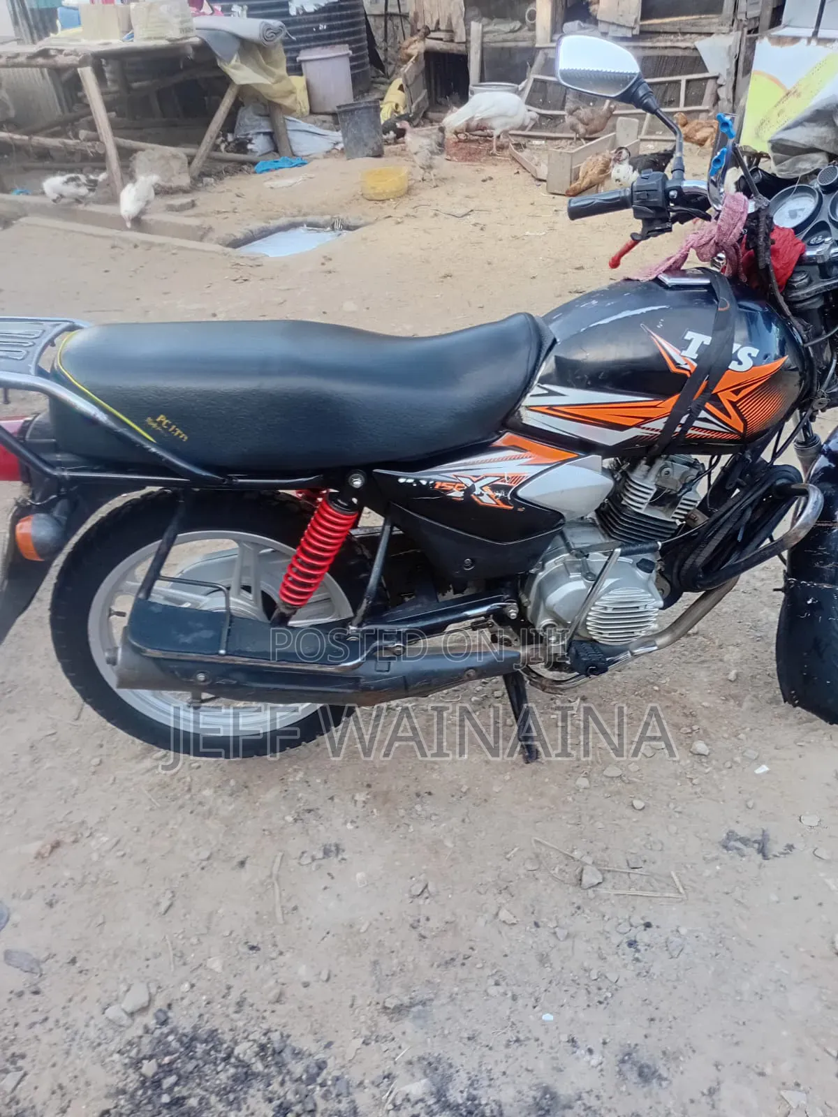 TVS HLX Plus ES 2020 Black