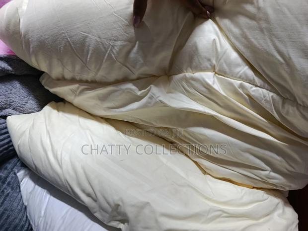 Cream 6 by 7 Stripped Binded Duvet With Bedsheets - thumbnail 3