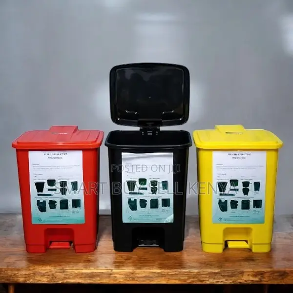 Impact Resistant Silent Closing 30l Hard Plastic Step Pedal Waste Bin