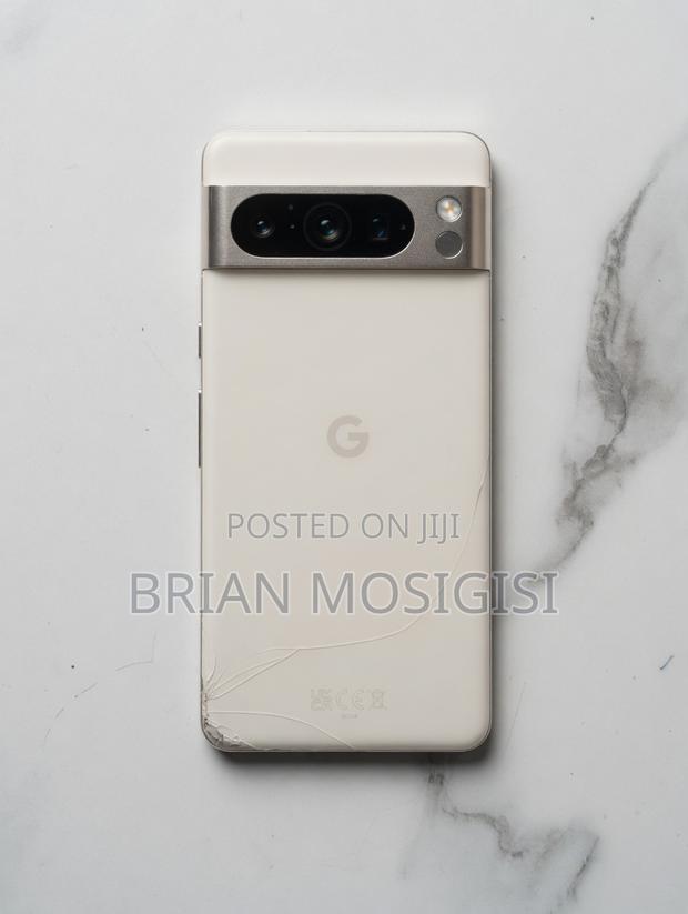 Google Pixel 8 Pro 128 GB White - thumbnail 2