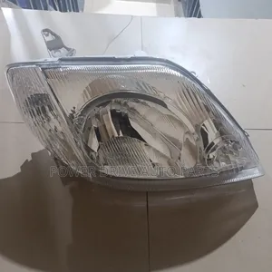 Head Lamp Nze 2001