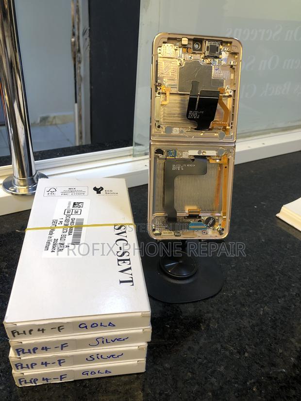 Samsung Z Flip 4 Screen Replacement Nairobi and Free Installation