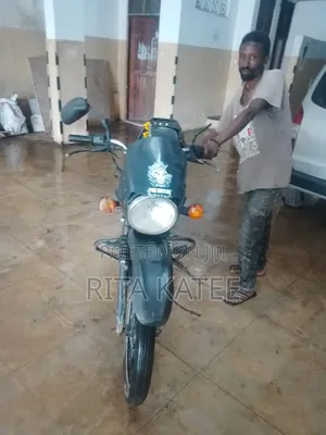 Bajaj Boxer 150 UG 2021 Black