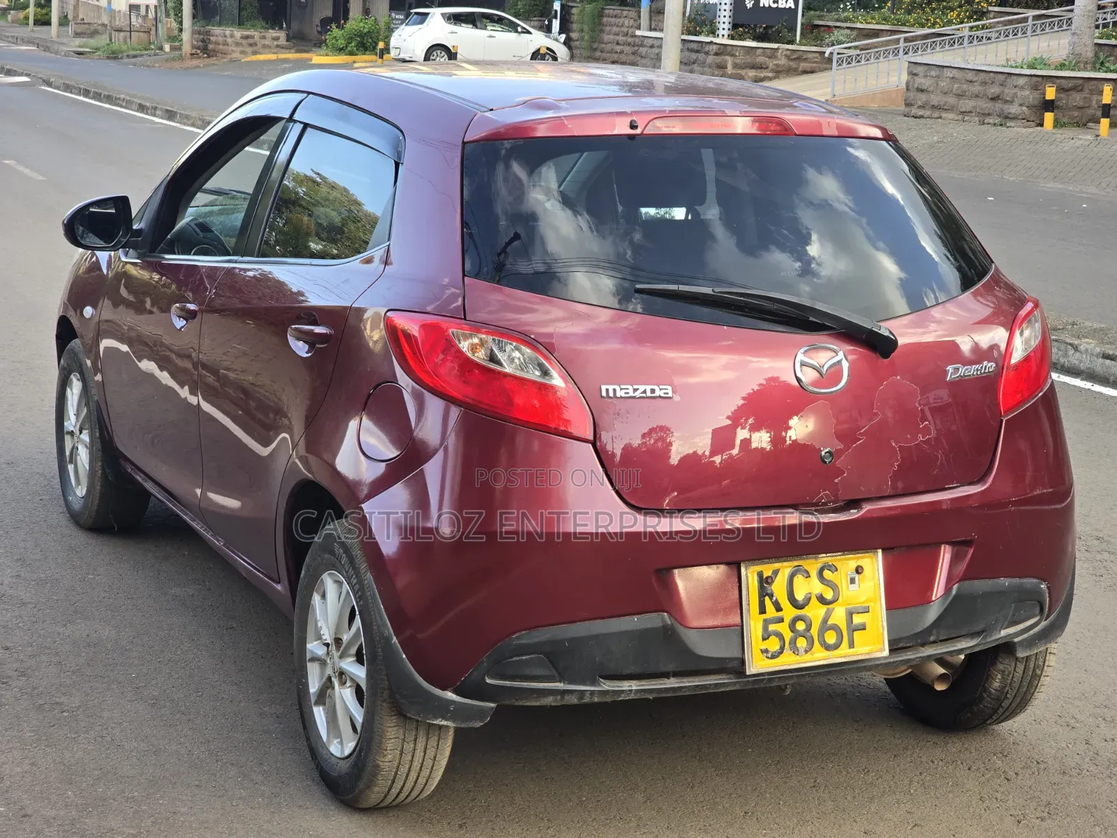 Mazda Demio 2011 Red