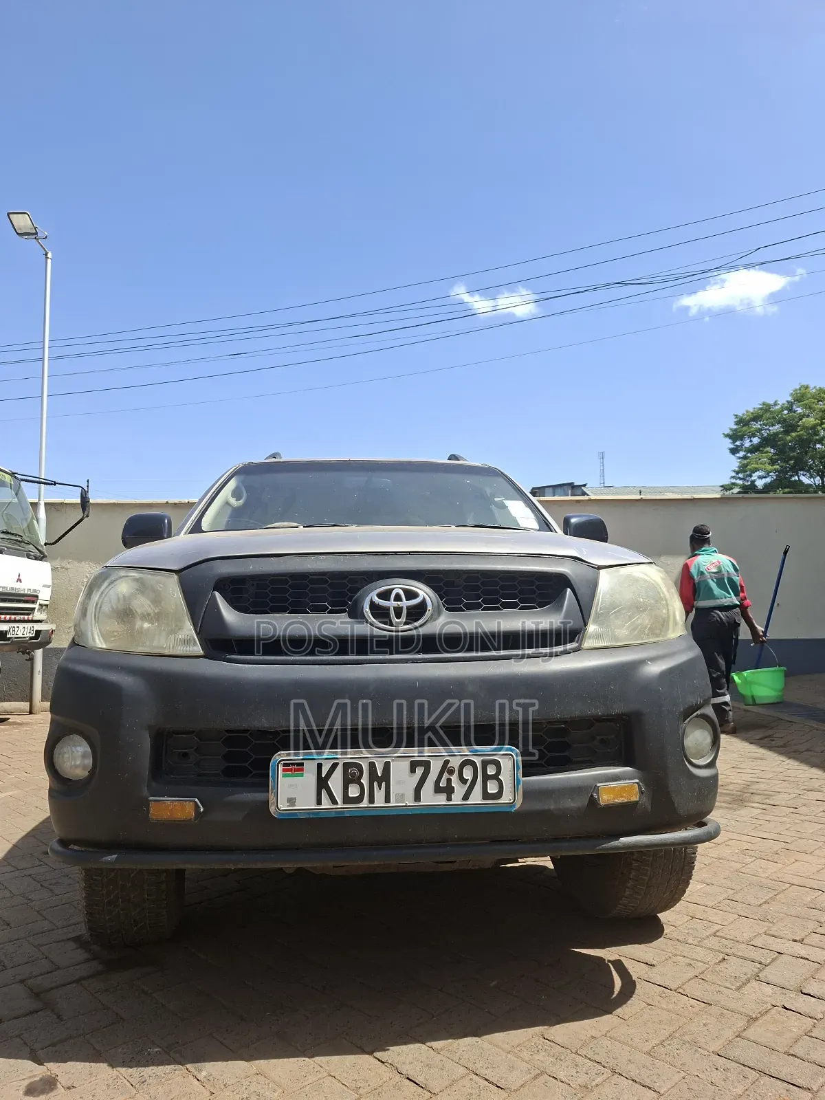 Toyota Hilux 2.5 D-4D 4X4 SRX 2010 Brown