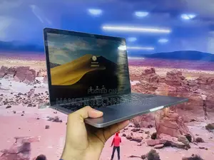 Laptop Apple MacBook Pro 2018 16GB Intel Core i7 SSD 256GB