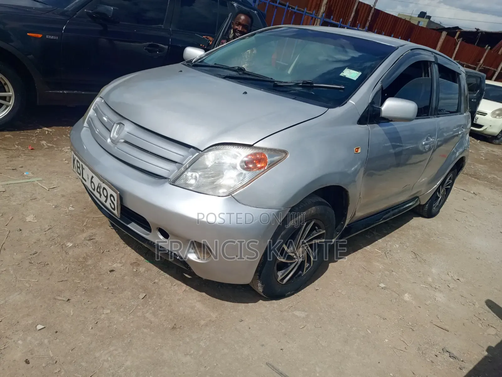 Toyota IST 2009 Silver