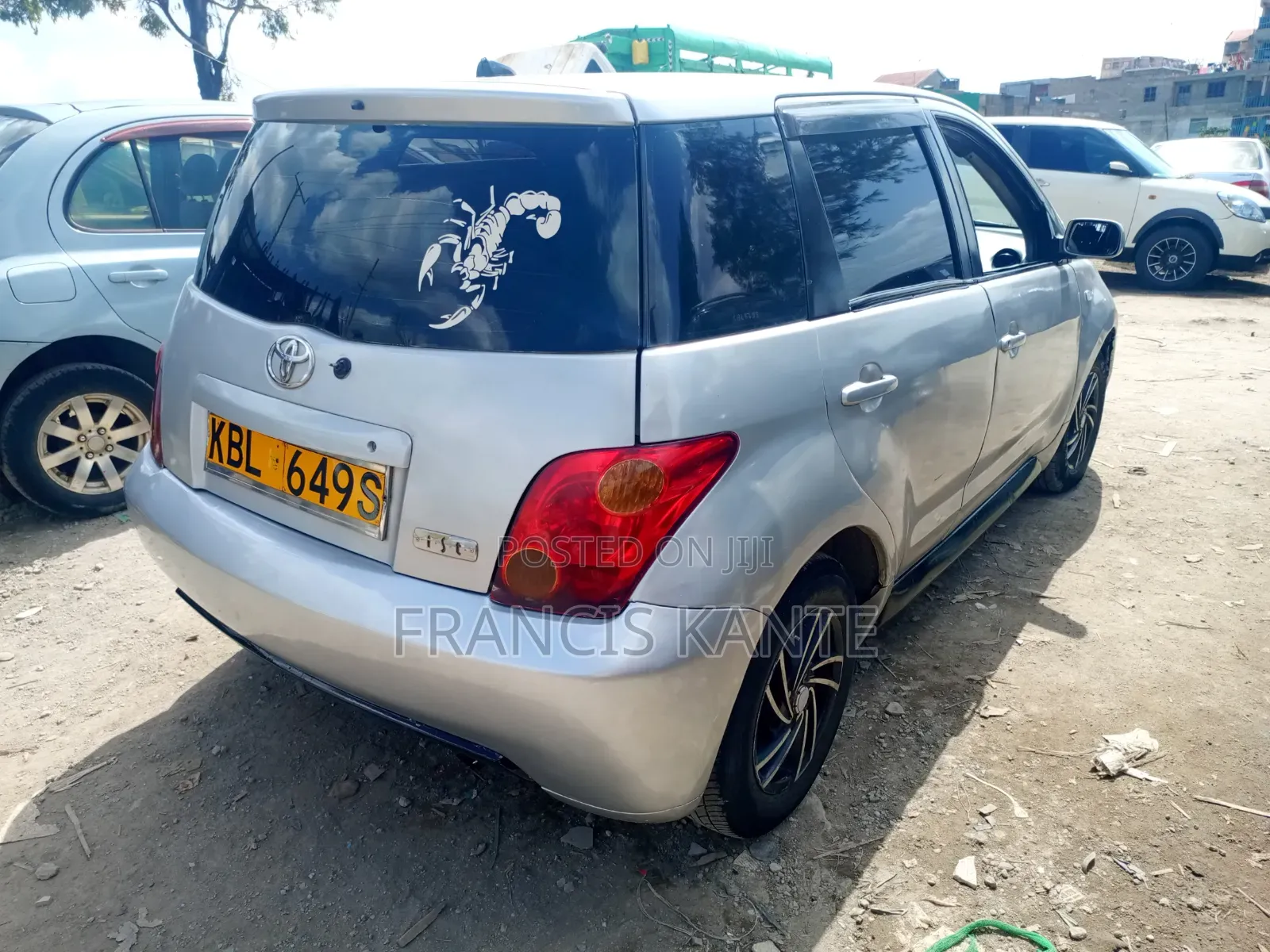 Toyota IST 2009 Silver