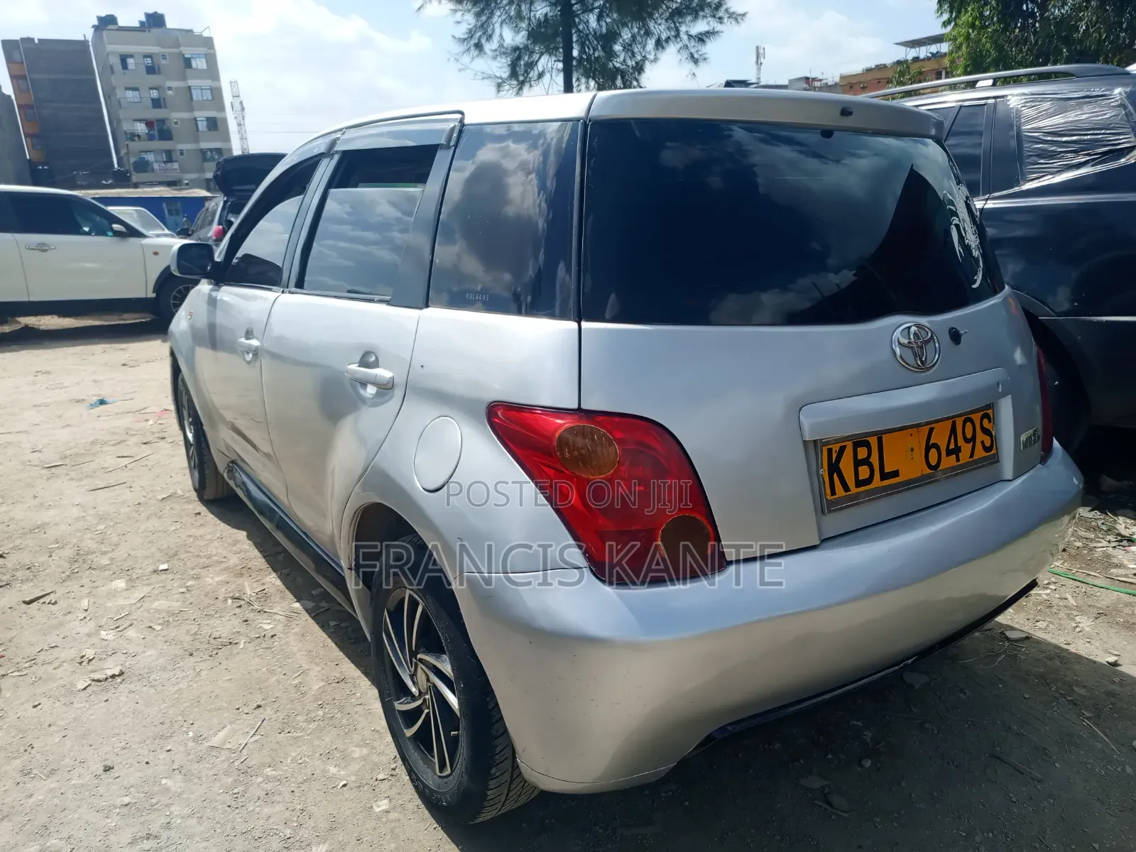 Toyota IST 2009 Silver